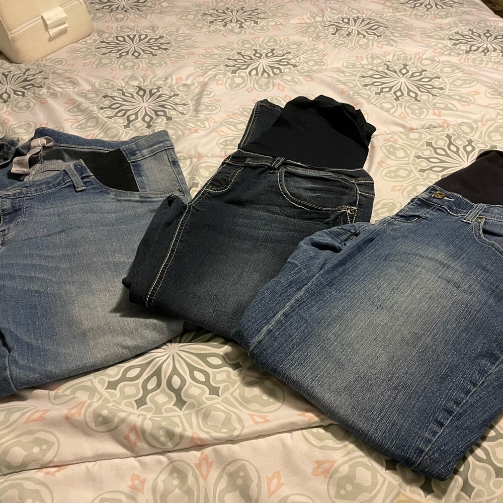 Maternity 2 Pairs Size L/XL Skinny Jeans Pants Denim